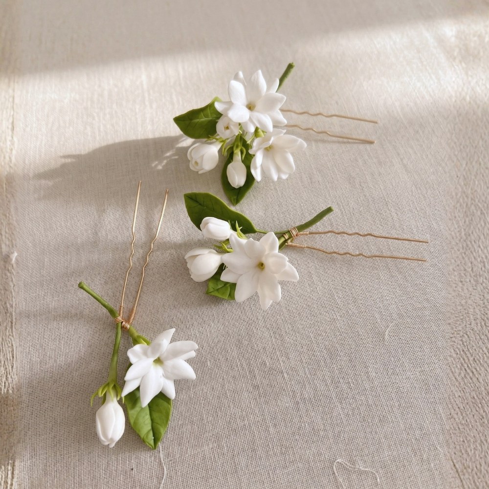 Ivory White cold porcelain jasmine U-shape hair pins with buds and leaves